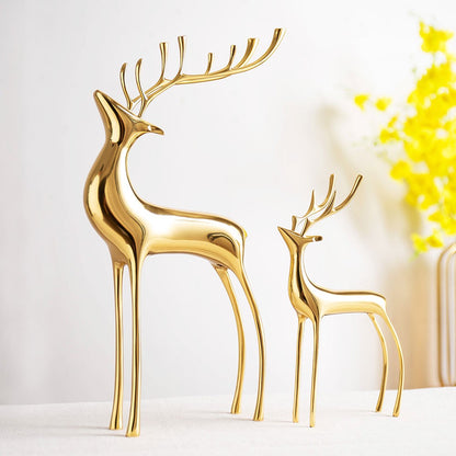 Vinterhorn Nordic Reindeer Sculptures