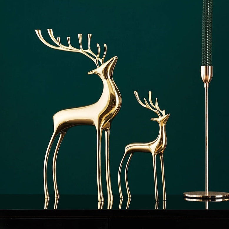 Vinterhorn Nordic Reindeer Sculptures