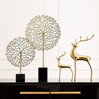 Vinterhorn Nordic Reindeer Sculptures